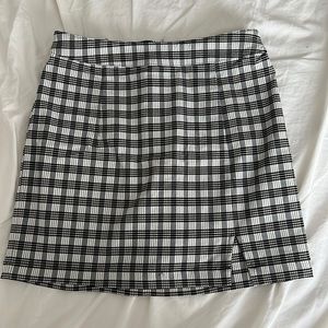 Plaid skirt, size small, stretchy, tight fit